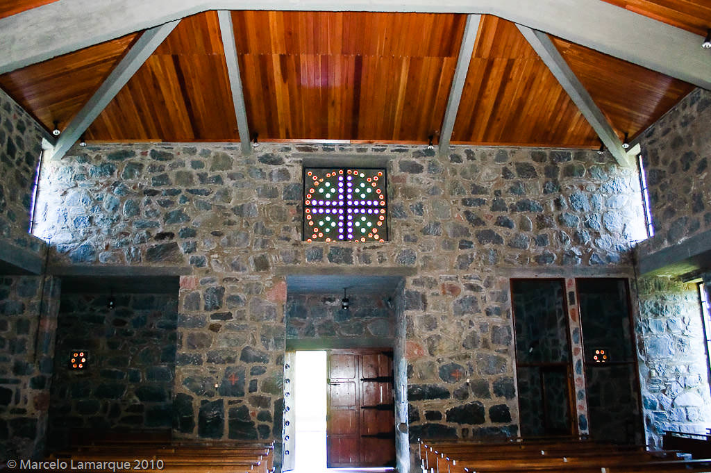 Interior Iglesia de Cristo Rey - Vista Posterior