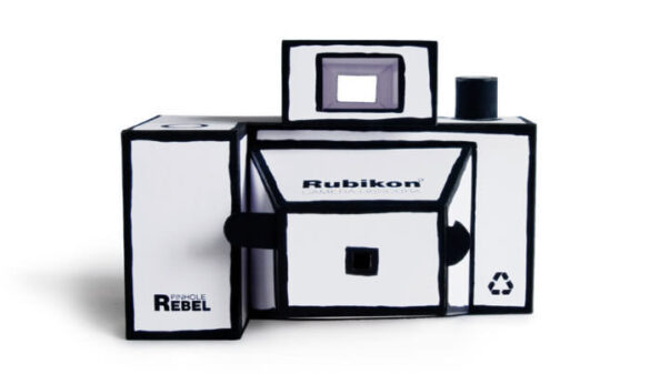 Camara estenopeica Rubikon