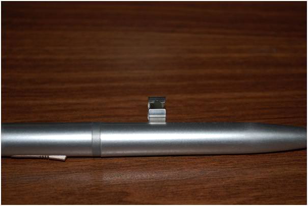 Detalle de pinza y stylus