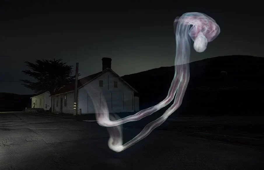 Light painting de un cadáver
