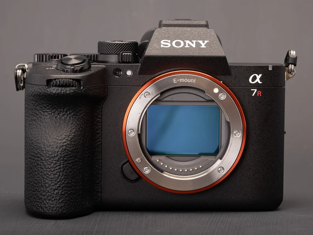 Sony a7R VI: la nueva bestia de 67MP que dispara a 30 fps